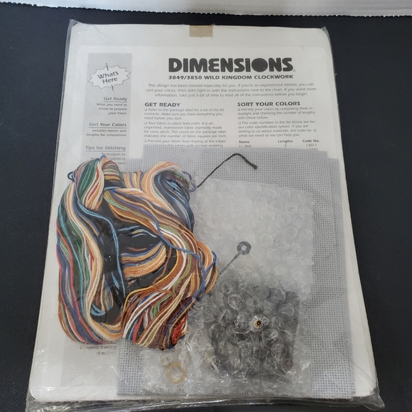 Vintage 1997 Dimensions Counted Cross Stitch Kit ⏰️ L👀K Wild Kingdom Clockwork - Picture 3 of 10